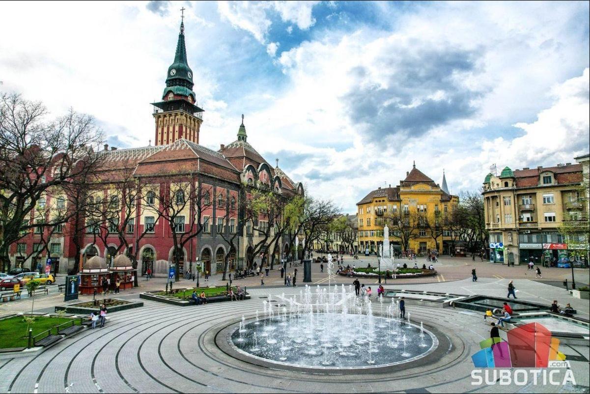 Rb Apartment 3 Lux Smart House Суботица Экстерьер фото